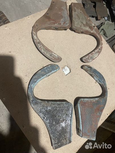 Газ 21 брызговики задка зопята 1-2 серии