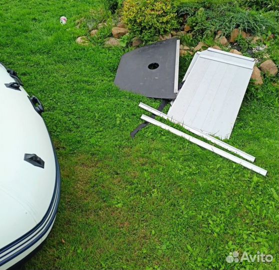 Лодка Гладиатор В330аl