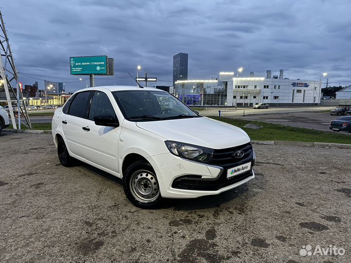 LADA Granta 1.6 МТ, 2021, 90 000 км