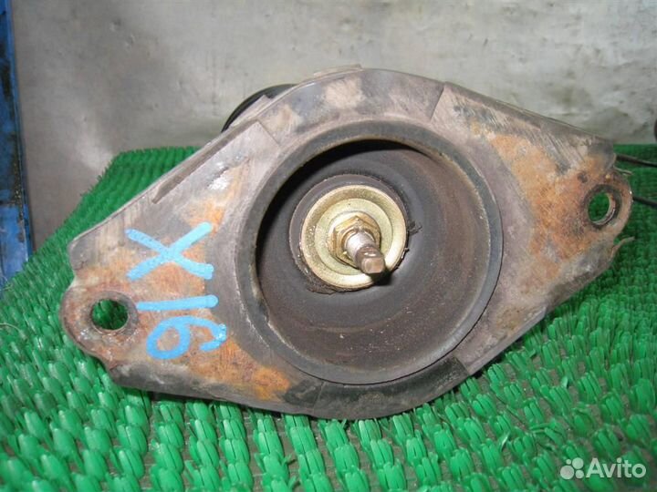 Стойка амортизатора задняя Nissan Almera Tino 2005