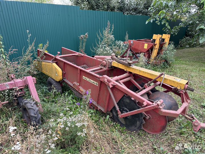 Картофелекопатель Л-651