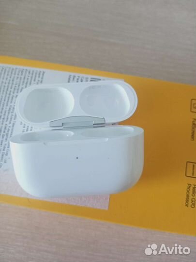 Кейс для наушников apple