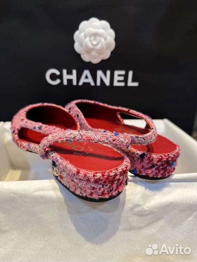 Слингбэки Chanel