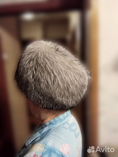 Шапка из чернобурки новая