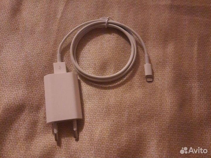 Зарядное устройство на iPhone