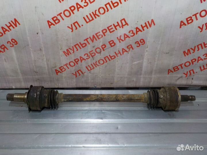 Привод задний левый правый Мерседес W203 1.8л М/Т