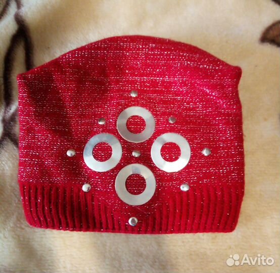 Шапки женские