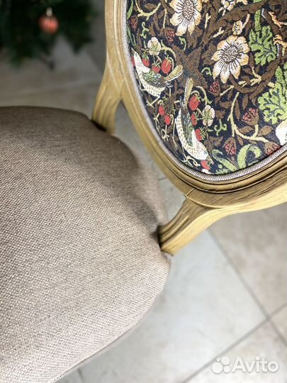 Стулья в гостиную, стулья обеденные, классические