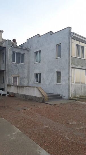 Дом 185 м² на участке 1 сот.