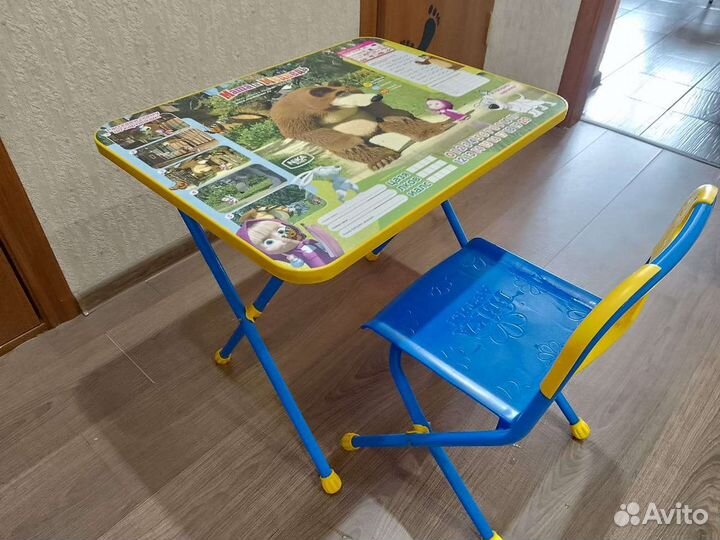 Детский стол и стул