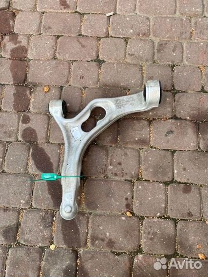 Рычаг нижний передний левый Porsche Cayenne 958