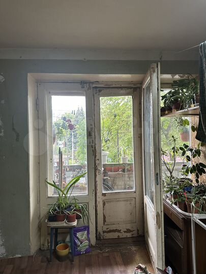 Комната 12 м² в 4-к., 2/5 эт.