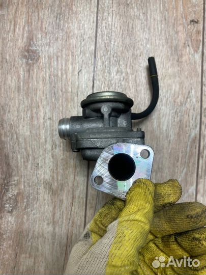 Клапан продувки EGR катализатора Mercedes E W212