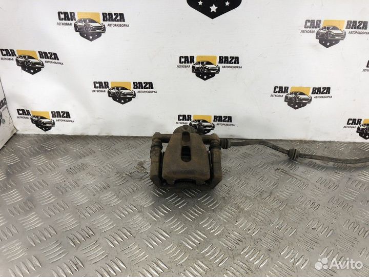 Суппорт задний правый R Land Rover Freelander