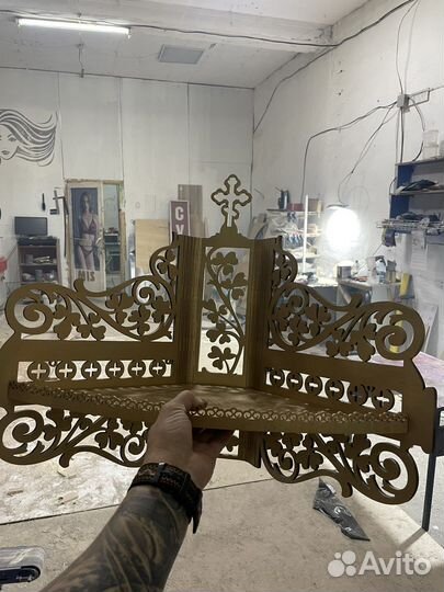 Полка для икон Иконостас