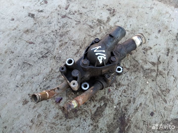 Корпус термостата Ниссан Альмера n16