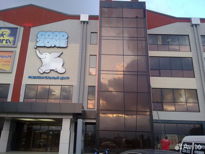 Мойка фасадов, мойка окон (до 19 м. без автовышки)