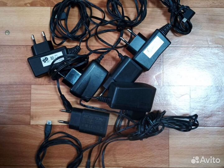 Блоки питания разные