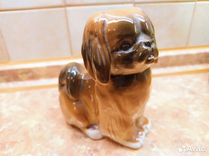 Фигурка Пекинес из фарфора