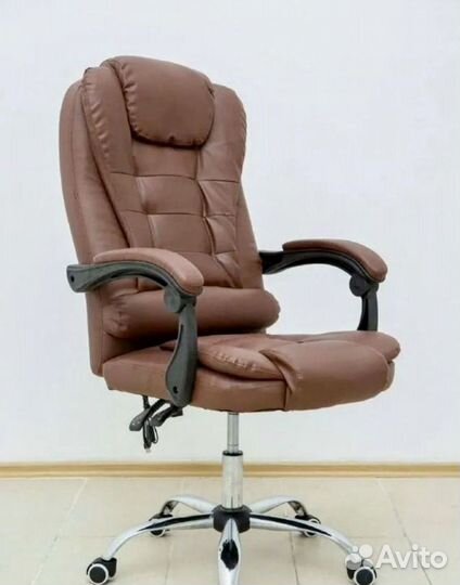 Компьютерное офисное кресло с массажем