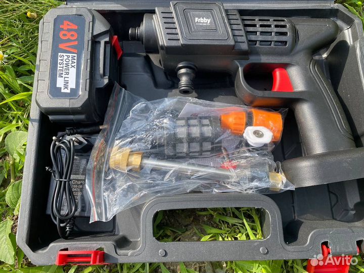 Аккумуляторная мини мойка