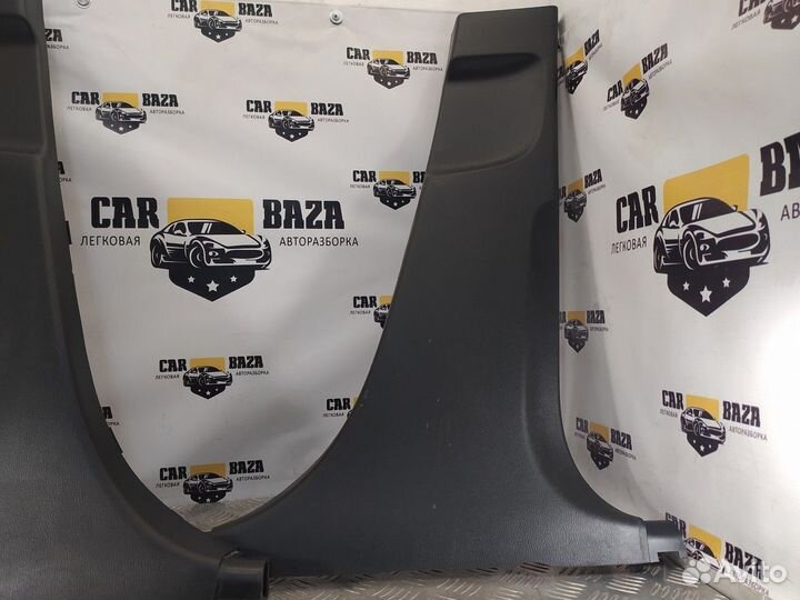 Накладки центральных стоек (комплект) L\R Mazda 6