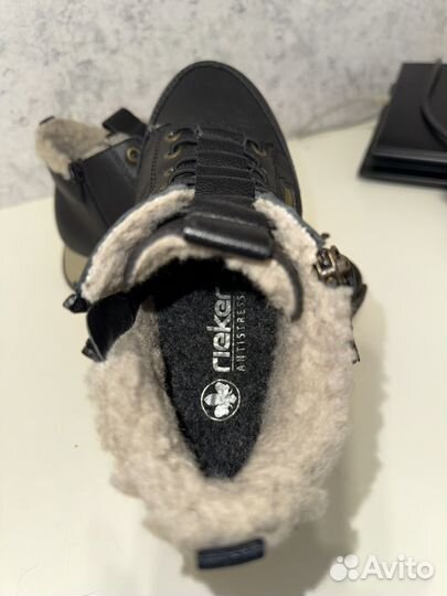 Полуботинки женские зимние 38 р