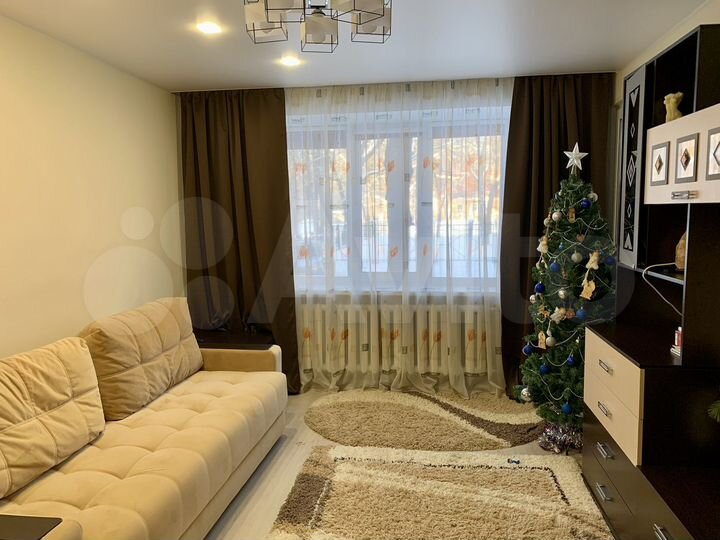 2-к. квартира, 51 м², 1/5 эт.