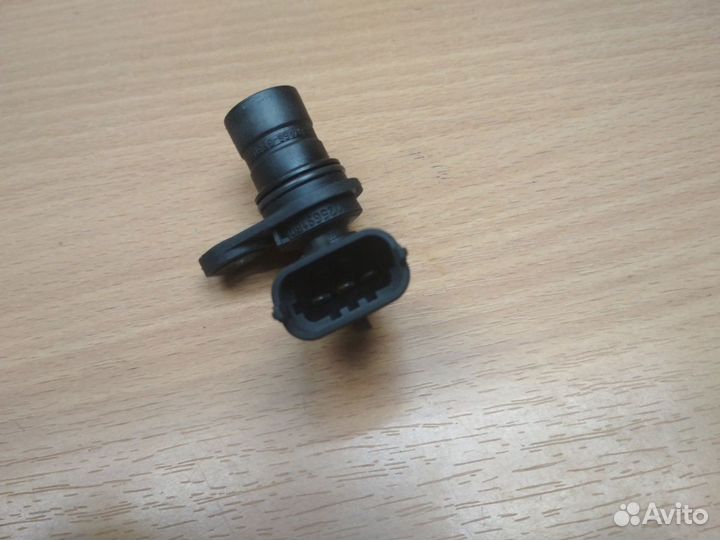 Датчик положения распредвала, Cadillac SRX 1