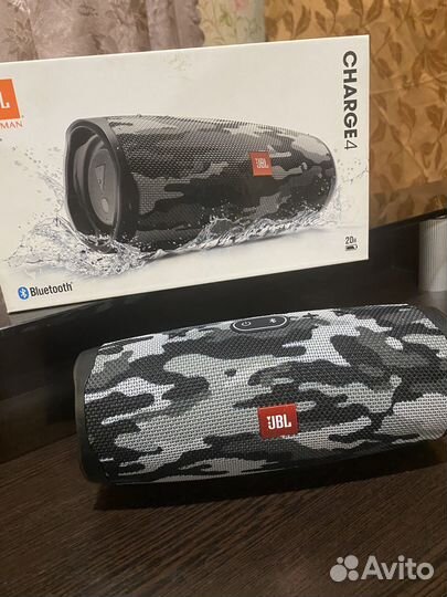 Колонка jbl charge 4