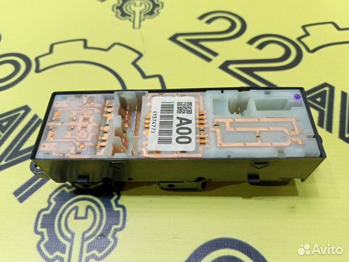 Блок управления стеклоподъемниками Subaru