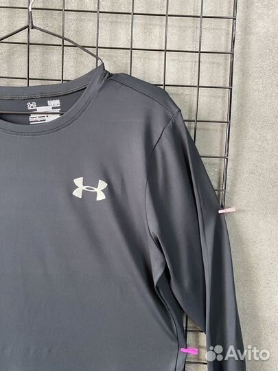 Лонгслив under armour