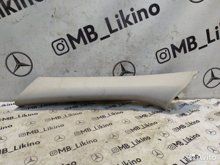 Обшивка передней стойки левая Mercedes Gl X164