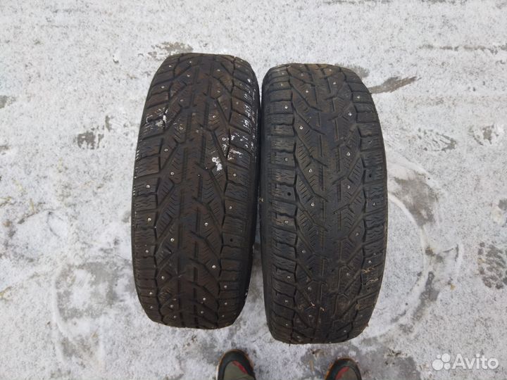 Dunlop SP Winter Ice02 205/55 R16