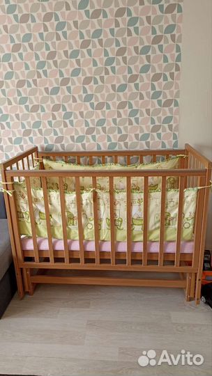 Детская кроватка