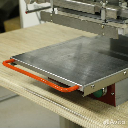 Пресс для горячего тиснения