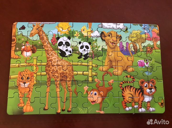 Деревянные пазлы в жестяной коробке