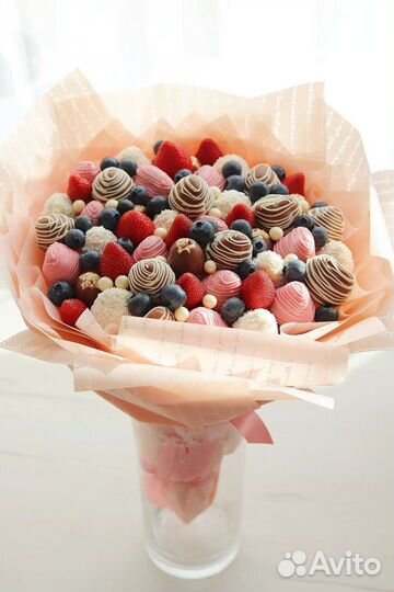 Клубника в шоколаде букеты/коробки