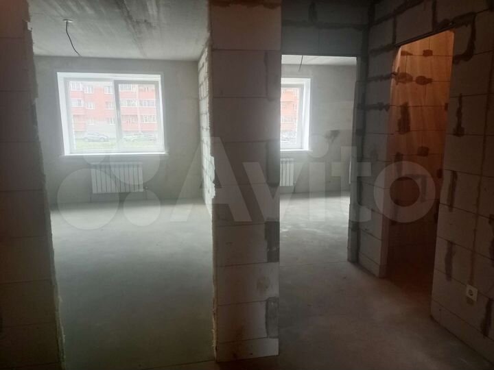 3-к. квартира, 80 м², 1/10 эт.