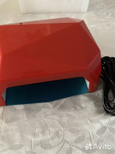 Лампа для сушки ногтей