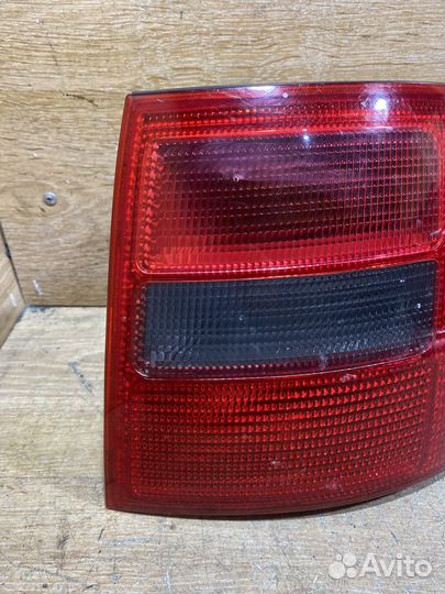 Фонарь задний правый Audi A6 C5 дорест Арт. 111085