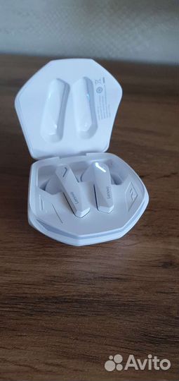 Беспроводные наушники Lenovo