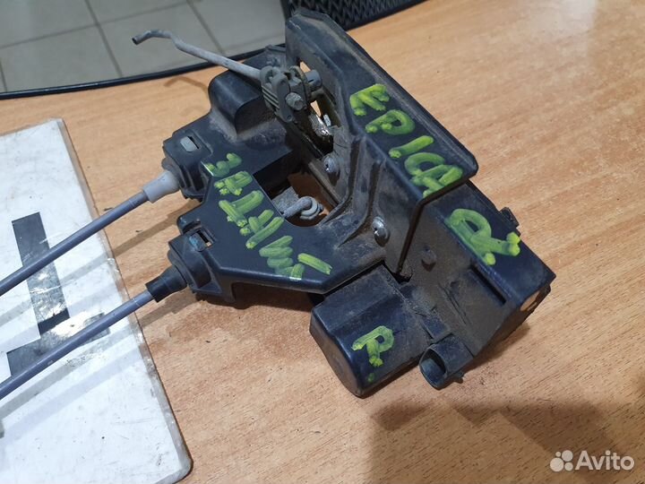 Задний правый замок Шевроле Эпика 2008 год