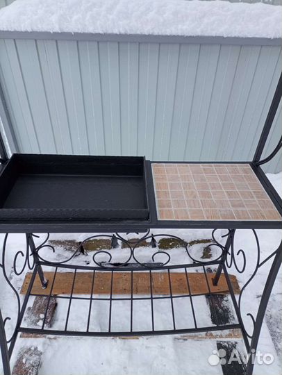 Мангал с крышей