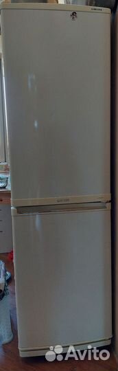 Холодильник бу Samsung