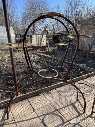 Подставка для цветов