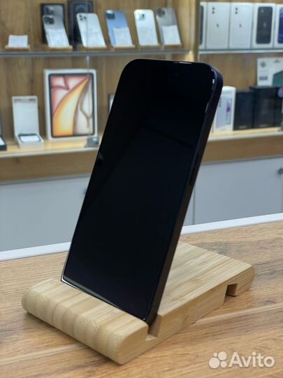 iPhone 15 Pro, 128 ГБ