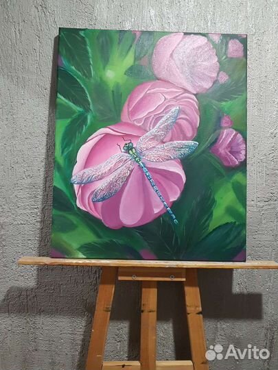 Картина маслом на холсте стрекоза в саду
