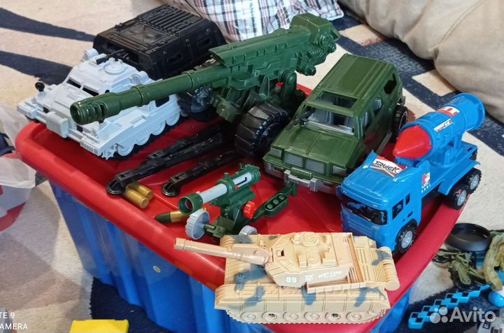 Детские игрушки пакетом для мальчика