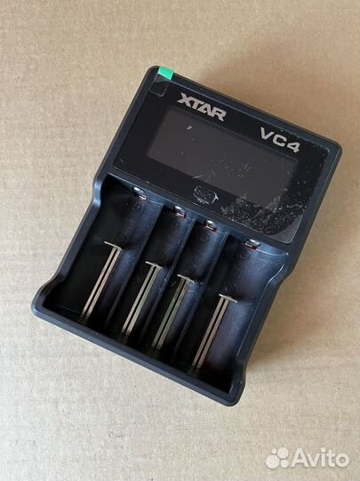 Зарядное устройство xtar VC4